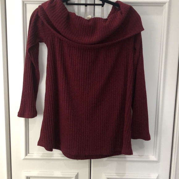 MTS Cranberry Sweater Large - Picture 2 of 3